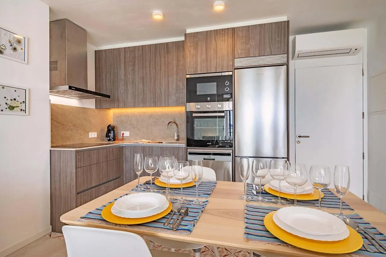 Beachfront Apartment Sivella Mar By Sealand Villas Port de Pollenca